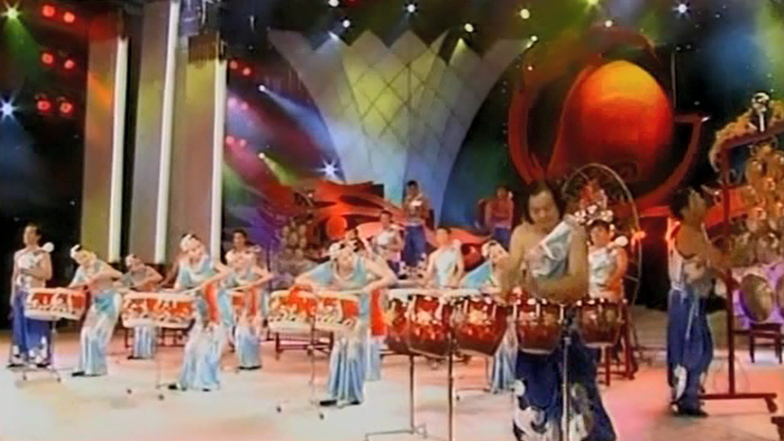 舟山 鑼鼓《沸騰的漁港》.jpg